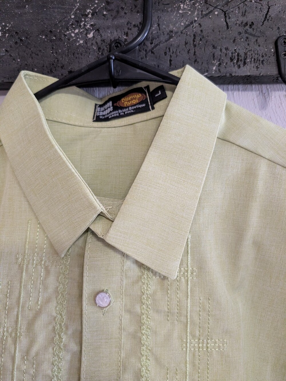 Men's Barong - Picture 2 of 5